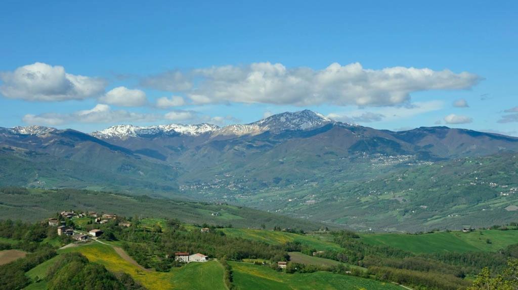 Locanda Del Sole Montese Exteriör bild