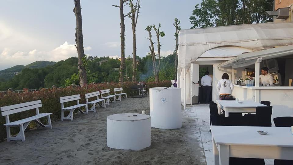 Locanda Del Sole Montese Exteriör bild