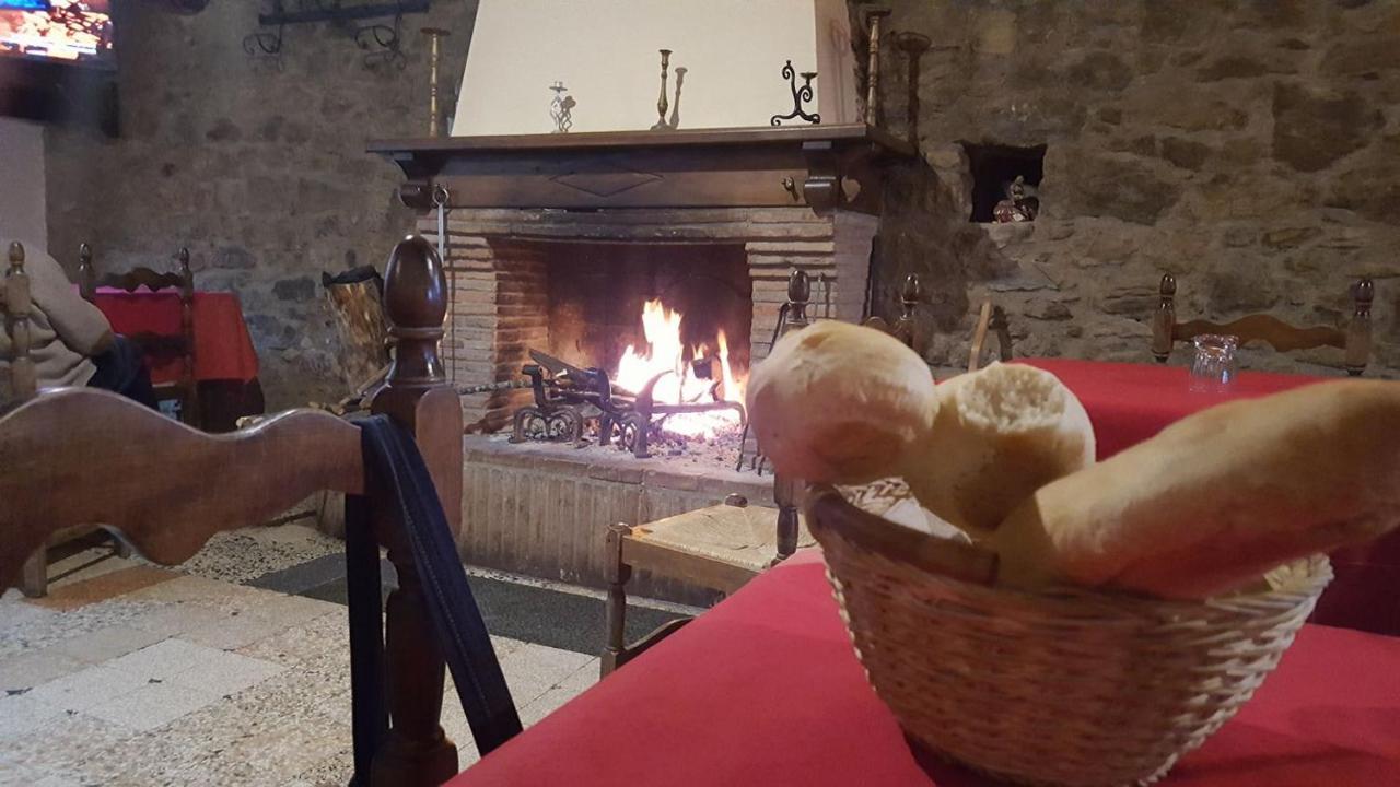Locanda Del Sole Montese Exteriör bild